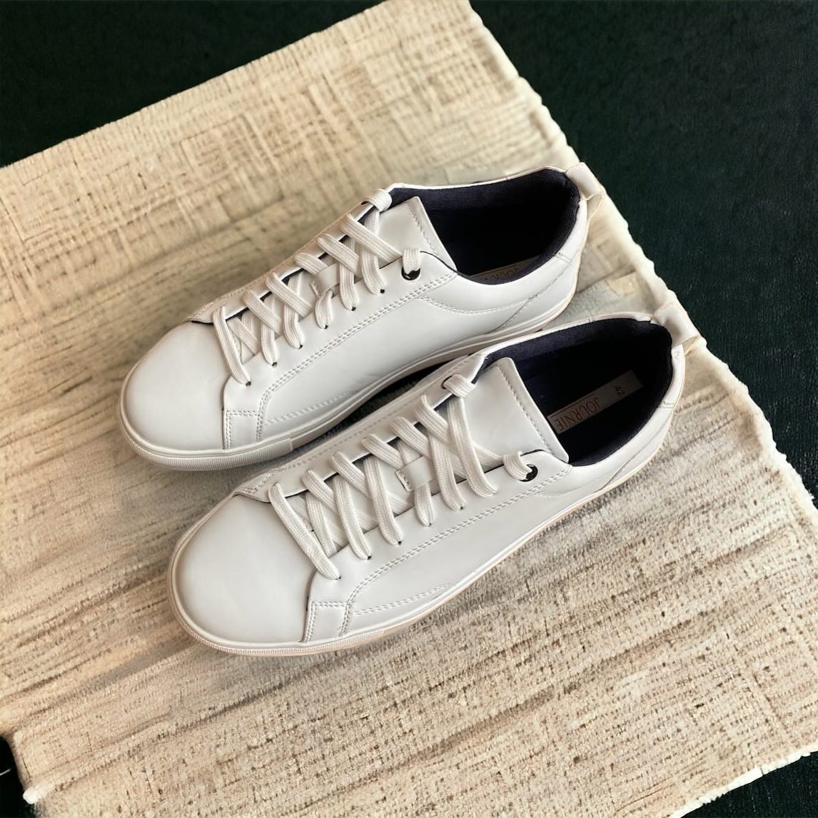 STREET SNEAKERS - WHITE